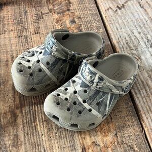 Toddler Camo Crocs